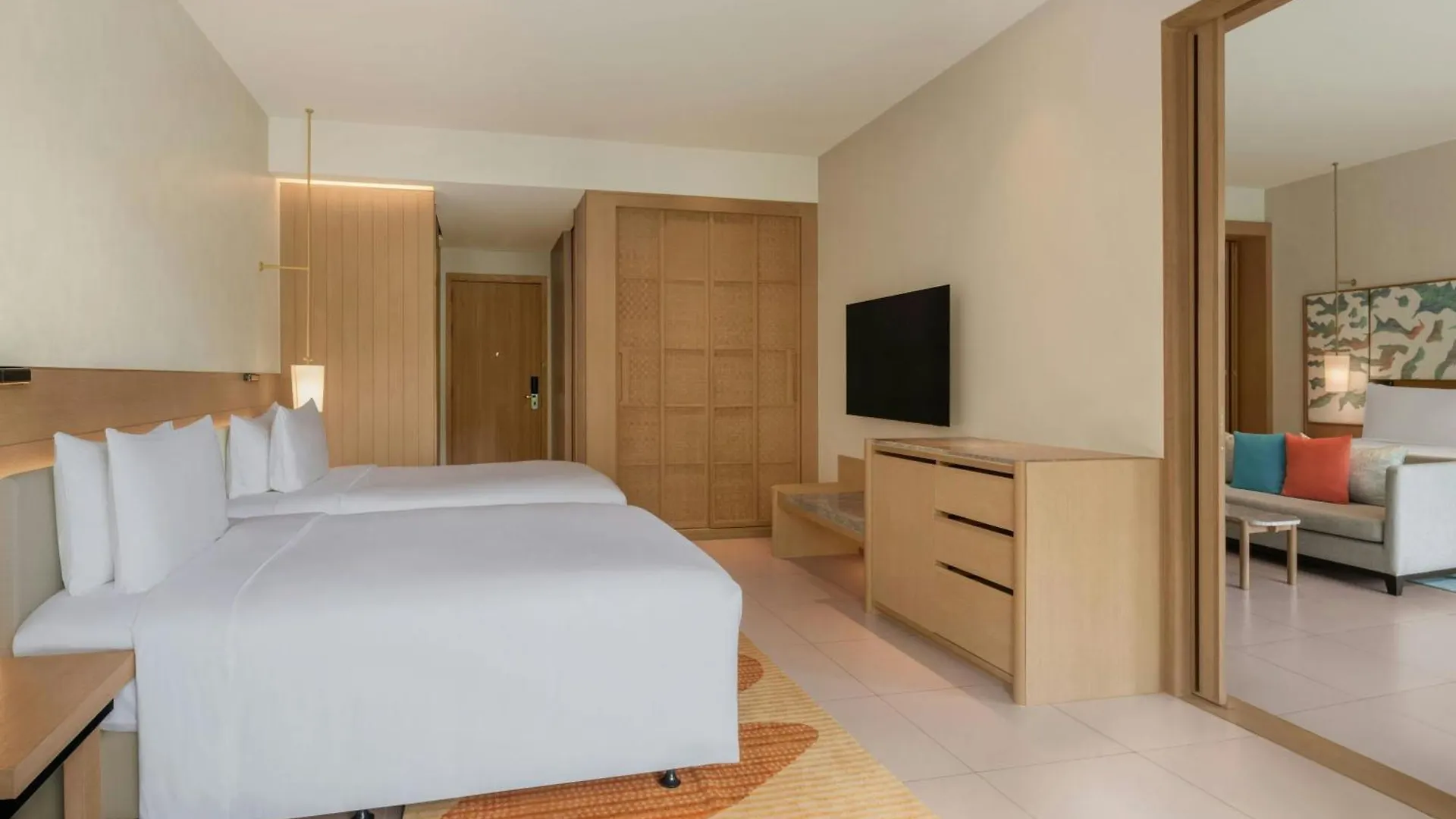 Le Meridien Phuket Mai Khao Beach Resort 5*,  Thailand